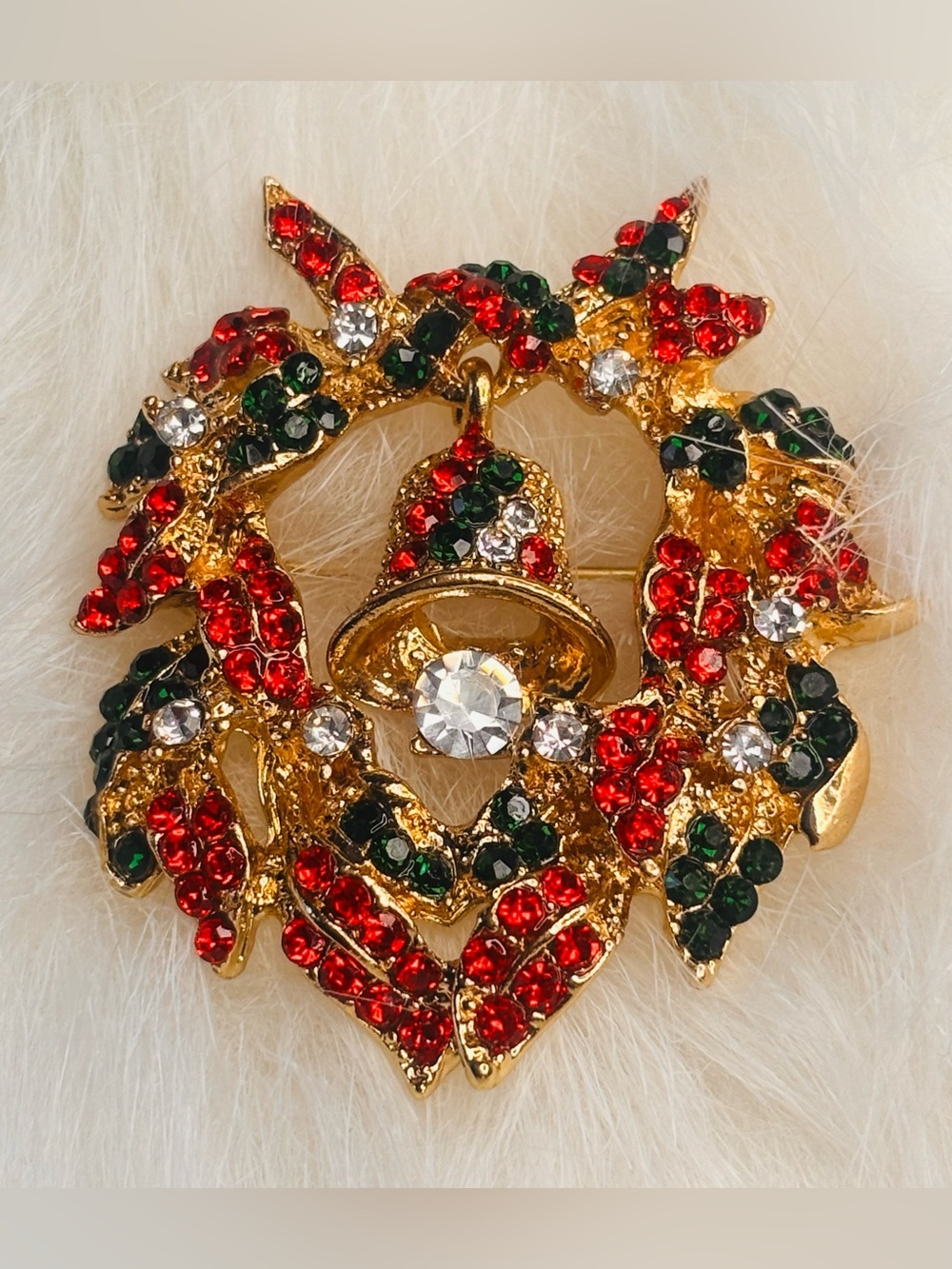 Christmas Wreath Bell Brooch – Red Green Rhinestone Gold Tone Holiday Pin